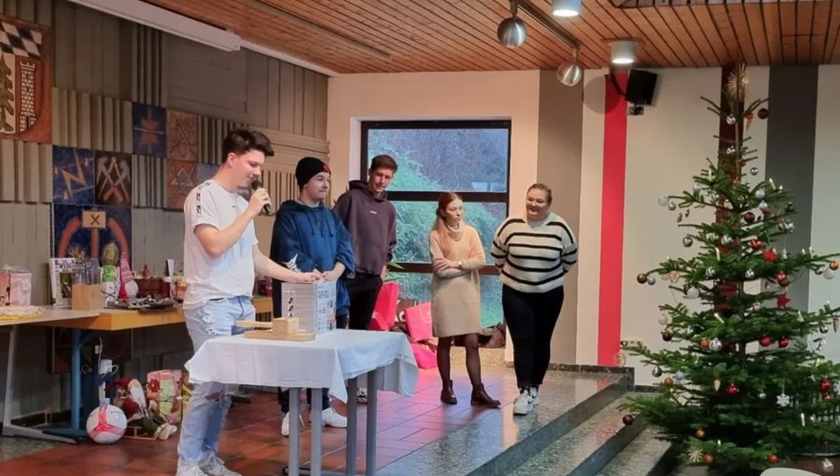 Christbaumversteigerung 2022